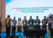 Pertama di Indonesia, DPAD Kota Tangerang Terima Sertifikasi SNI ISO/IEC 20000-1