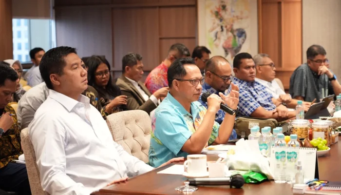 Negara Hadir Berikan Bantuan Nyata bagi Korban Bencana, Menteri PKP Pimpin Rapat Penanganan Bencana