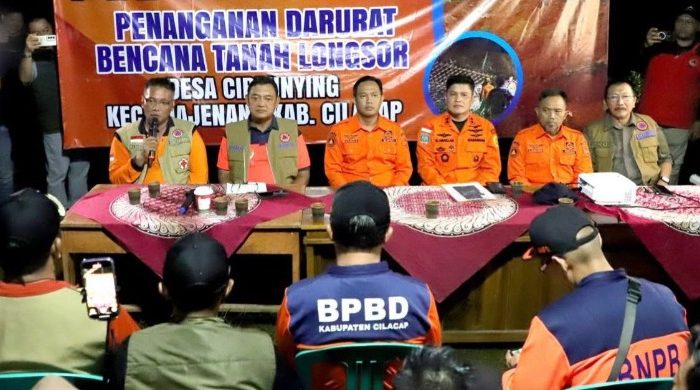 BNPB Pastikan Semua Komponen Bergerak Bersama dalam Penanganan Darurat Tanah Longsor Cilacap
