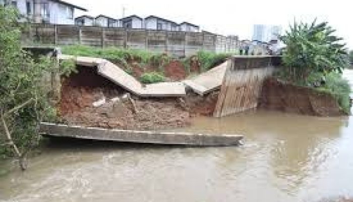Peringatan Dini Krisis Hidrometeorologi di Kota Tangerang