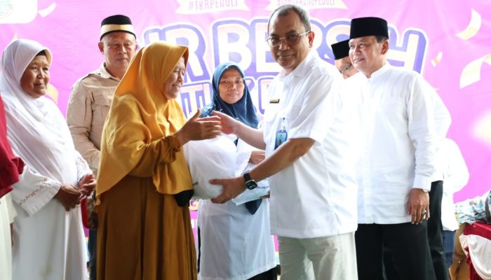 Bupati Tangerang Berikan Bantuan Pemasangan Air PDAM Gratis untuk 250 Warga Desa Tanjakan Mekar