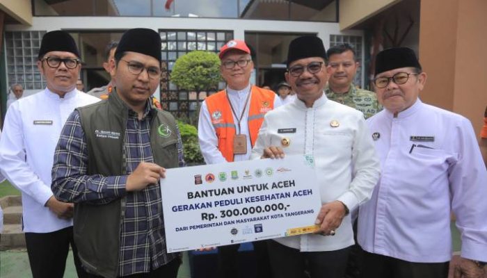 Kolaborasi Misi Kemanusiaan, Sachrudin Lepas Tim Gabungan Pemkot dan Masyarakat ke Sumatera