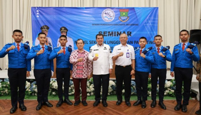 Bupati Tangerang Buka Seminar Model Sekolah Unggul dan Parenting Buka Seminar Model Sekolah Unggul dan Parenting