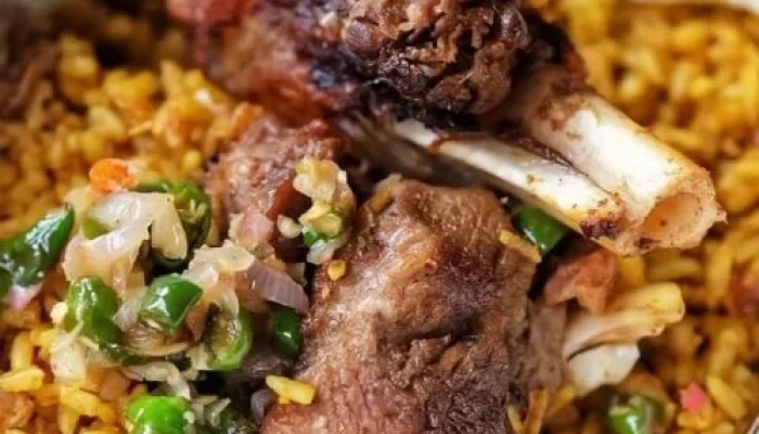 Rahasia Dapur Timur Tengah Terbongkar, Sajikan Nasi Kebuli Seenak Restoran di Rumah!