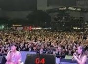 Ambyar-Punk Guncang Ribuan Massa di MoonFest 5.0, Lepas 2025 dengan Harmoni Air Mata dan Tawa!