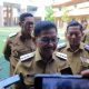 Wali Kota Tangerang Sachrudin memberikan keterangan pers kepada awak media di Kantor Dinas PUPR pada Senin 19 Januari 2026, menegaskan komitmen Pemkot Tangerang dalam menjaga keberlangsungan Perda Miras dan Pelacuran
