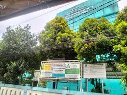 Gerbang SDN 01 Rawa Buntu Serpong, Tangerang Selatan, yang menjadi lokasi dugaan pencabulan oleh oknum guru berinisial Y terhadap belasan murid pada periode 2025-2026.