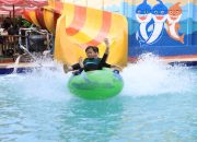 Waktunya Berpetualang Air Seru di Newtown Waterpark! 🌊✨