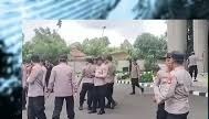 Gedung Polres Metro Tangerang Kota dengan penjagaan ketat aparat kepolisia