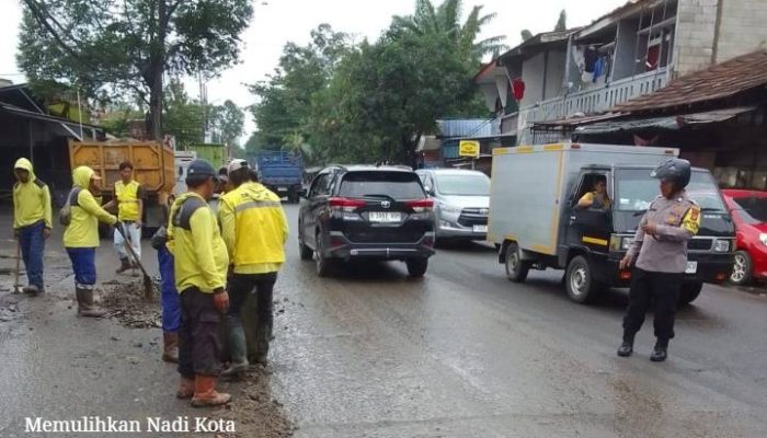 Dinas PUPR Kota Tangerang Tambal Jalur Strategis Bandara Soekarno-Hatta