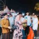 Suasana khidmat ribuan jemaah saat melaksanakan salat tarawih perdana di Masjid Raya Al-A'zhom yang dihadiri oleh Wakil Wali Kota Tangerang.