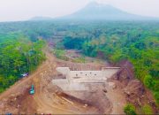 Antisipasi Lahar Dingin, Kementerian PU Rampungkan Rehabilitasi Sabo Dam di Lereng Merapi.