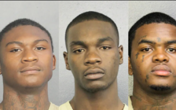 Dokumentasi suasana peringatan di depan dealer Riva Motorsports tempat XXXTentacion kehilangan nyawanya.