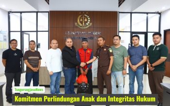 Tim Tabur Kejati Banten menangkap DPO kasus pencabulan anak, Maskuri (63), di Tegal. Terpidana dieksekusi sesuai putusan Mahkamah Agung setelah sempat buron setahun.