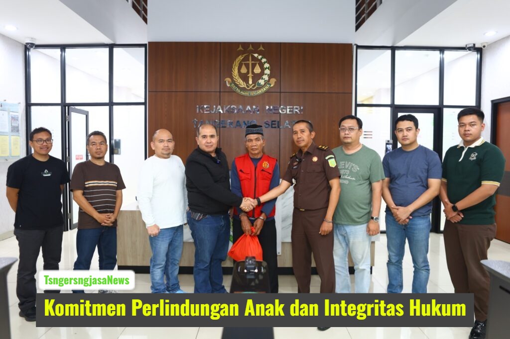 Tim Tabur Kejati Banten menangkap DPO kasus pencabulan anak, Maskuri (63), di Tegal. Terpidana dieksekusi sesuai putusan Mahkamah Agung setelah sempat buron setahun.