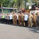 Petugas gabungan Pemkot Tangerang saat melakukan pengamanan dan penertiban lahan secara persuasif di wilayah Rawa Bokor, Kecamatan Benda.