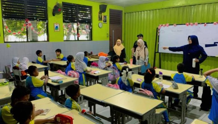 Seluruh Puskesmas di Kota Tangerang Bagikan Obat Cacing Gratis.