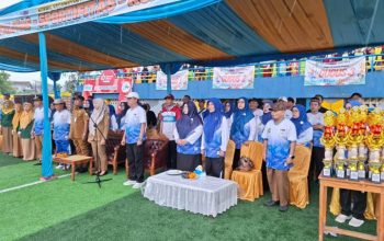 Suasana meriah pembukaan O2SN dan FLS3N tingkat Kecamatan Cipondoh di Stadion Mini Cipondoh yang dihadiri ratusan siswa.