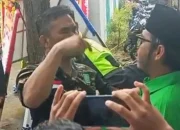 Kondisi di lokasi Muscab PKB Kabupaten Tangerang saat sejumlah kader menyampaikan protes dan membentangkan spanduk aspirasi.