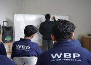 Suasana penandatanganan kerja sama pendidikan kesetaraan untuk warga binaan sebagai bekal reintegrasi sosial.