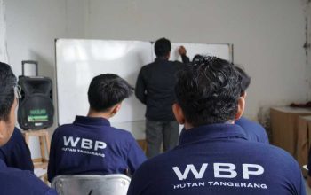 Suasana penandatanganan kerja sama pendidikan kesetaraan untuk warga binaan sebagai bekal reintegrasi sosial.