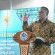 Menteri Lingkungan Hidup Jumhur Hidayat saat memaparkan visi etika lingkungan untuk kebijakan pelestarian alam Indonesia.
