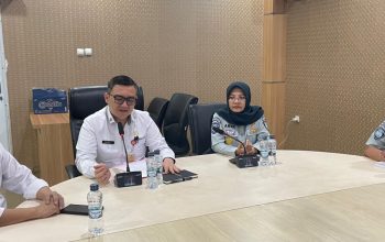 Layanan pembayaran pajak kendaraan bermotor di Samsat Banten tanpa syarat KTP pemilik pertama.