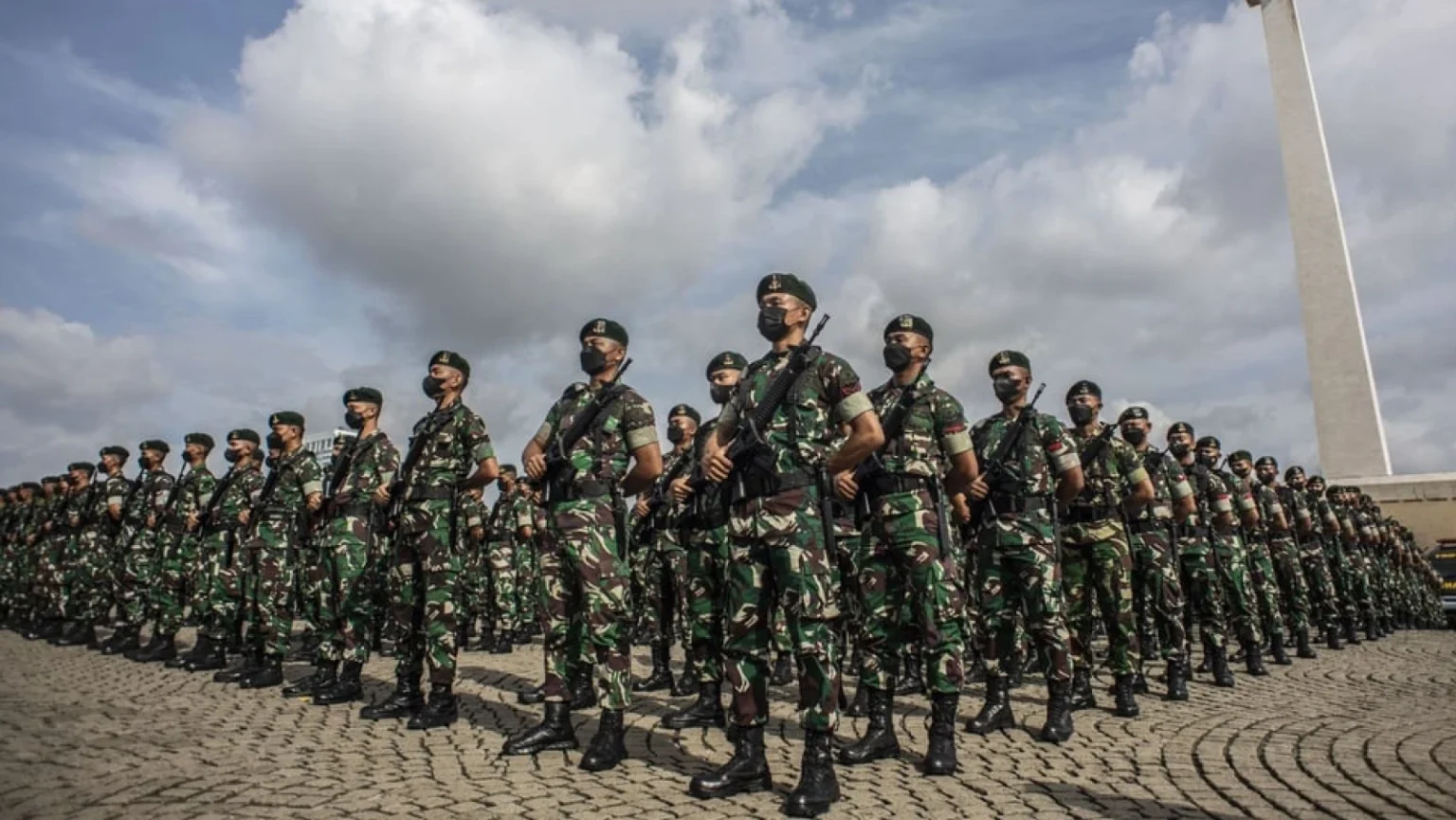 Libatkan TNI dalam tata kelola pemerintahan