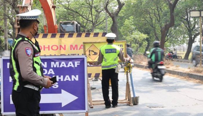 Pemkot Tangerang Berlakukan Contraflow di Jalan Marsekal Suryadarma