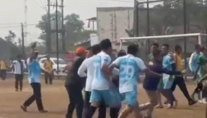 Diwarnai Aksi Banting Kiper, Polresta Tangerang Tekuk DLHK 1-0 Menuju Final