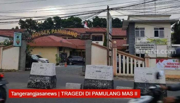 Gegara Bakar Sampah, Kalap Disindir Jabatan, Ketua RT Hantam Warga Pakai Helm hingga Tersungkur
