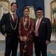 Potret El Rumi bersama Maia Estianty dan Irwan Mussry dalam balutan busana formal di Istana Merdeka.